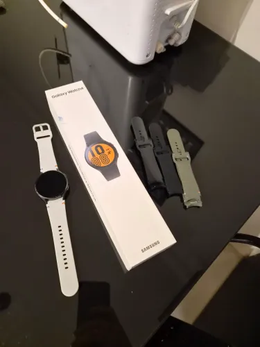 Galaxy Watch 4 44mm BT - Impecável + Brindes