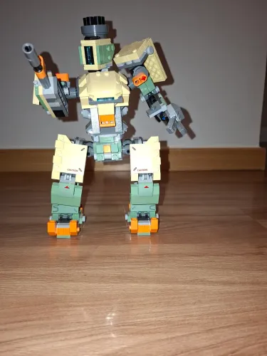 Lego Bastion Overwatch <br>Preço: R$ 400,00 <br>Com caixa e manual (originais)