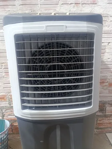 Climatizador climat 70 litros conservado e higienizado
