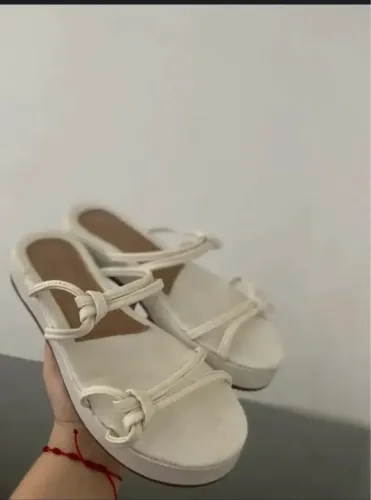 Sandália