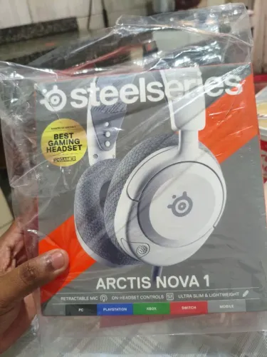 Headset Arctis Nova 1