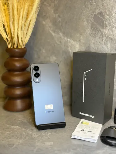 Samsung Galaxy S25 EDGE 5G 512 GB | 24 GB de RAM - Aceito trocas 