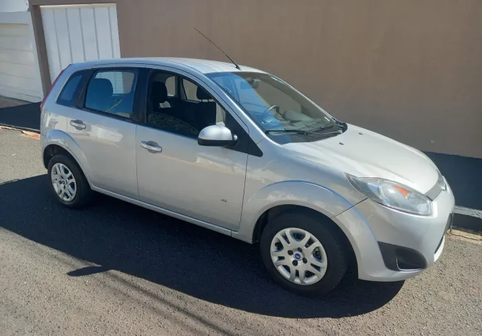 Ford Fiesta 1.0 8V Flex/class 1.0 8V Flex 5P 2014