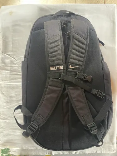 MOCHILA NIKE ELITE GRANDE VINDA DE BOSTON MASSACHUSETTS USA