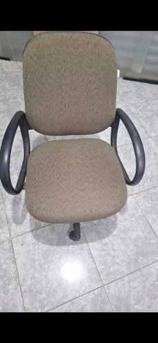 Cadeira giratória escritório