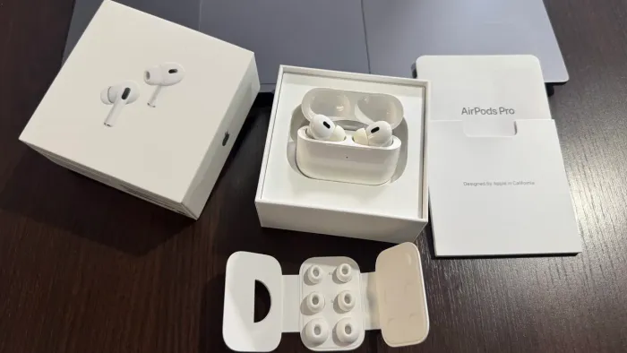 AirPods