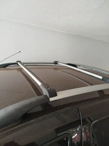 Travessa suporte para bagageiro de teto
