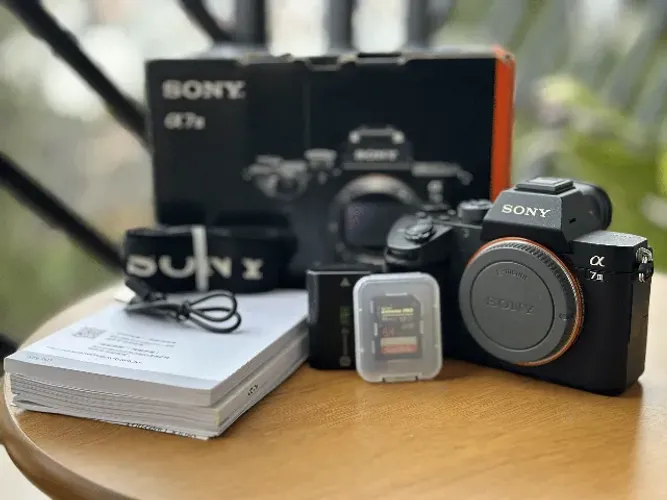 Câmera Sony A7 Iii Ilce-7m3 4k Full Frame + Cage + Sd 64gb