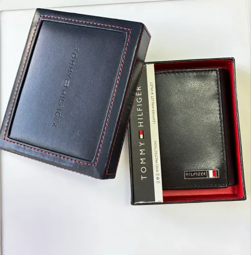 Carteira de Couto Tommy Hilfiger Preta