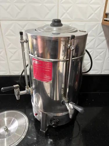 VENDO CAFETEIRA ELETRÔNICA INDUSTRIAL 
