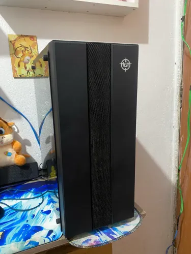 Vendo esse cpu game TGT completa memória placa mãe fonte processador i5 4 HD de 500