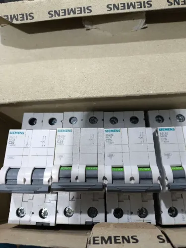 Disjuntores Siemens 20 e 25 Amperes Bipolar