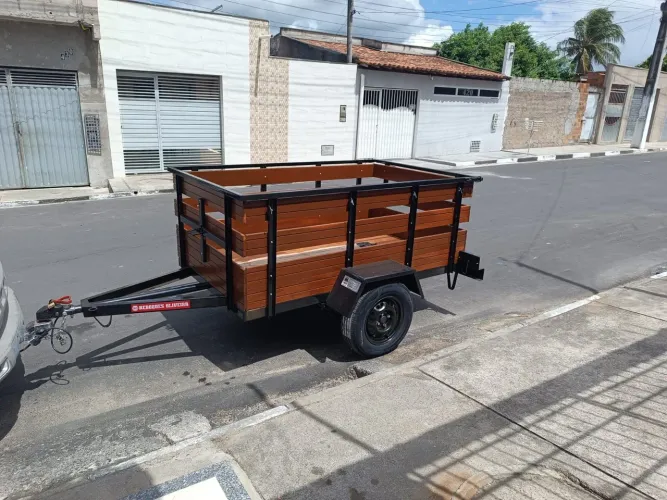 Vendo esse reboque 3 meses de uso