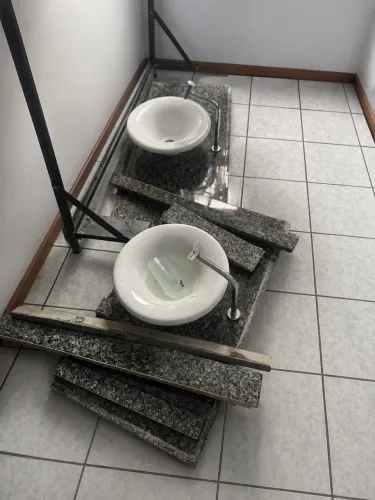 Conjunto para banheiros 2 bancadas