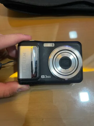 Câmera Digital Fujifilm FinePix A850 - Ótimo Estado - Defeito (não liga)