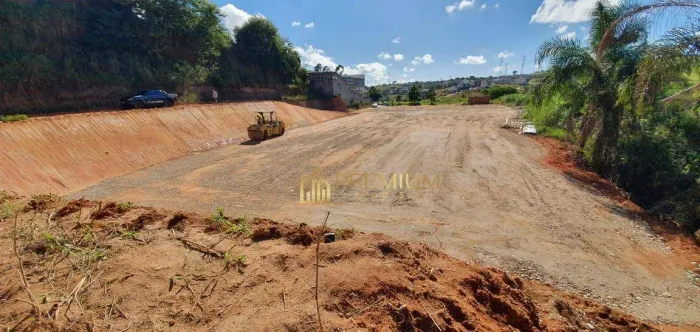 Excelente terreno industrial em condomínio na cidade de Jacareí