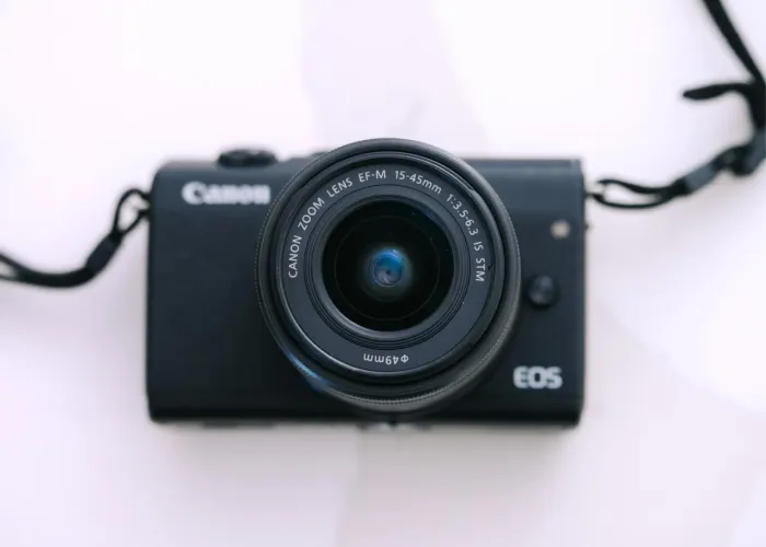 Canon EOS M200 15-45mm