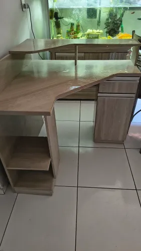Vendo Escrivaninha de Canto!