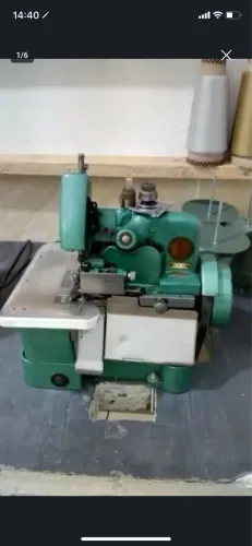 Maquina overloque motor grande