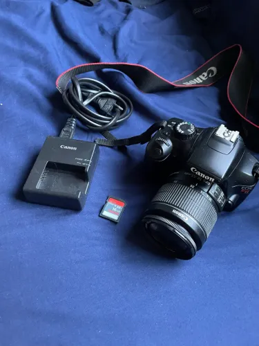 Cânon T3 + 18x55mm