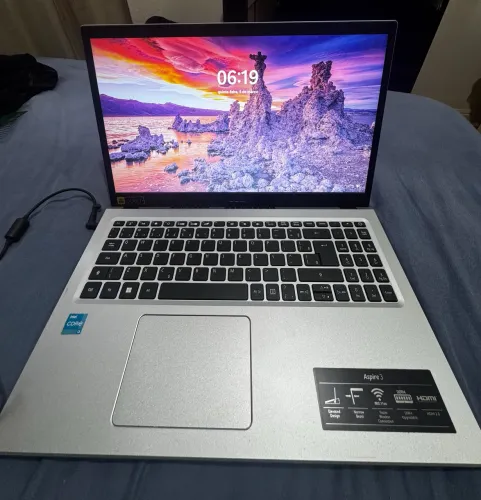 URGENTE - Notebook Acer i3 11ª Geração 8GB 512GB SSD Full HD 