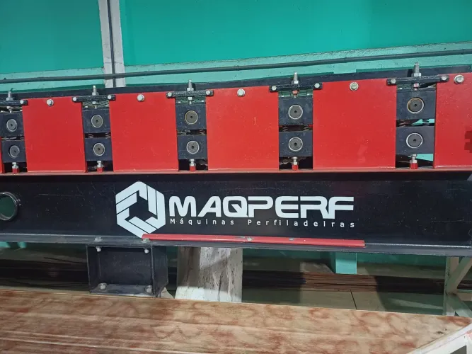 Perfiladeira de Telha MAQPERF