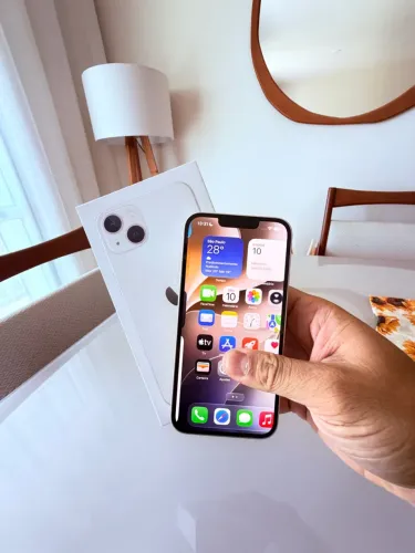 iPhone 13 seminovo