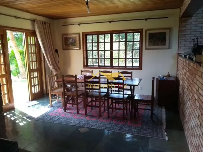 Chácara com 3 dormitórios à venda, por R$ 929.000 - Juquitiba