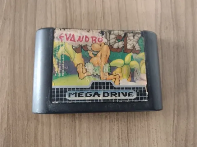 Chuck Rock - Original Com Desgastes No Label - Mega Drive