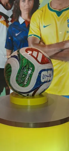 Bola de Futebol Oficial Adidas World cup 2026 trionda