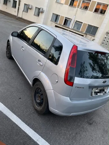 Ford Fiesta S 1.0 8V Flex 5P 2014