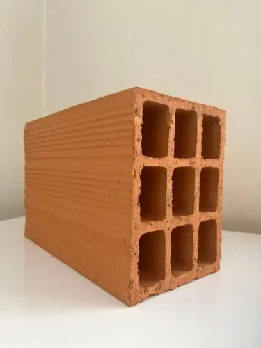 Tijolo 9 furos 19x14x29 milheiro 