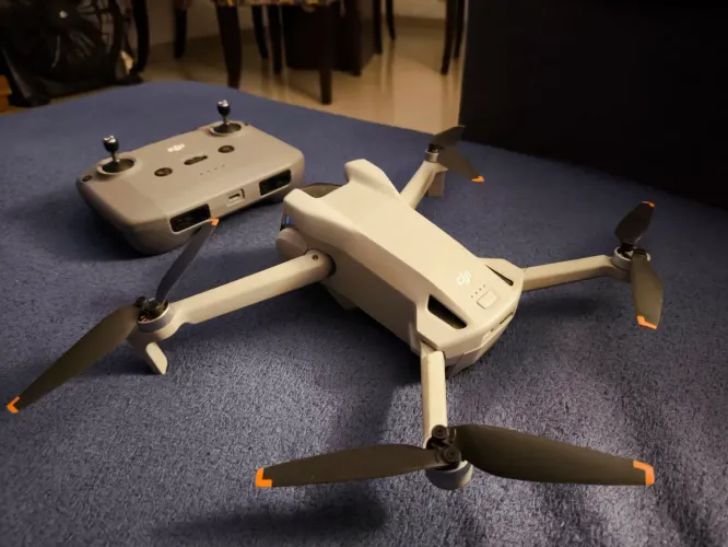 Drone DJI Mini 3