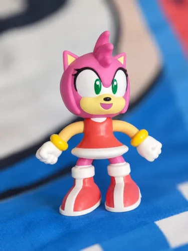 Boneca Amy Rose Sonic - figura para coleção