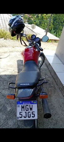 Fan 125, 2009 cor vermelha