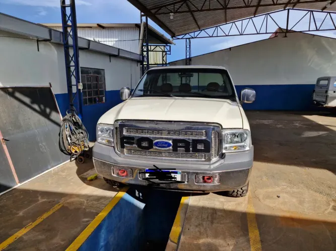 Ford F-250 XLT 4.2 TB Diesel 2000
