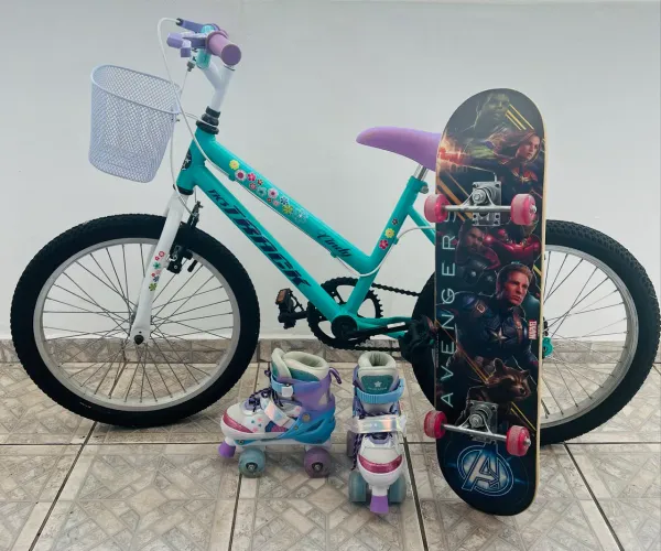 Bicicleta aro 20 + patins 34 + skate em bom estado com marcar de uso.