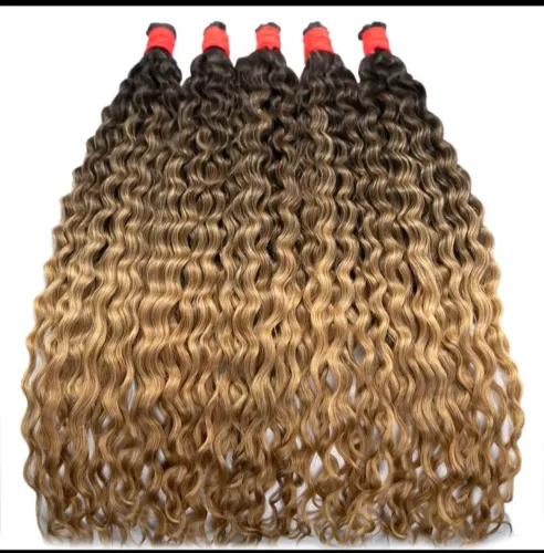Alupecia temos a solução Mega Hair micro cápsulas finas fita invisível e acabamento