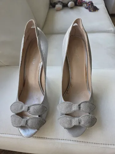 Sapato Nine West Prata Salto Alto Elegante Festa Nº 37