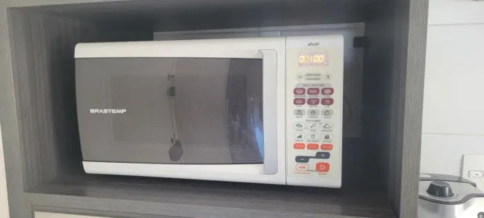 Micro-ondas Brastemp perfeito estado