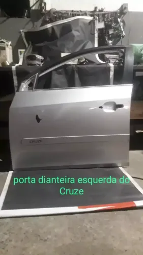 Porta Dianteira Esquerda Cruze