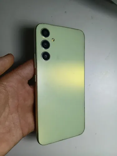 Samsung A34 5g (com defeito de linhas na tela)