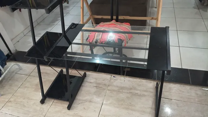 Escrivaninha para computador