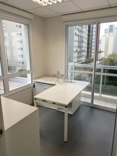 Conjunto Comercial - Pinheiros - 150m².