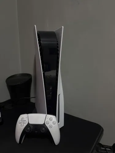 PLAYSTATION 5 MÍDIA FÍSICA (PERFEITO ESTADO)