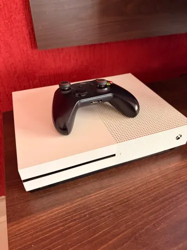 Xbox One S