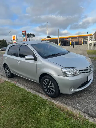 Toyota Etios XS 1.3 Flex 16V 5P Mec. 2013
