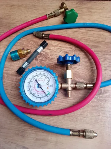 Kit Recarga de Gás Ar Condicionado (Praticamente Novo - Usado 1 Vez)