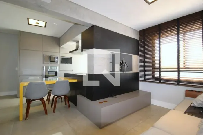 Apartamento à Venda - Vila Olímpia, 1 Quarto, 70 m2