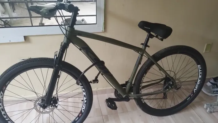 Vende bicicleta 